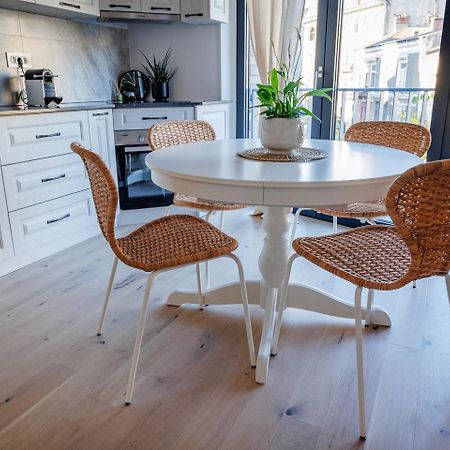 The Corner Luxe Apartment Bucarest Extérieur photo
