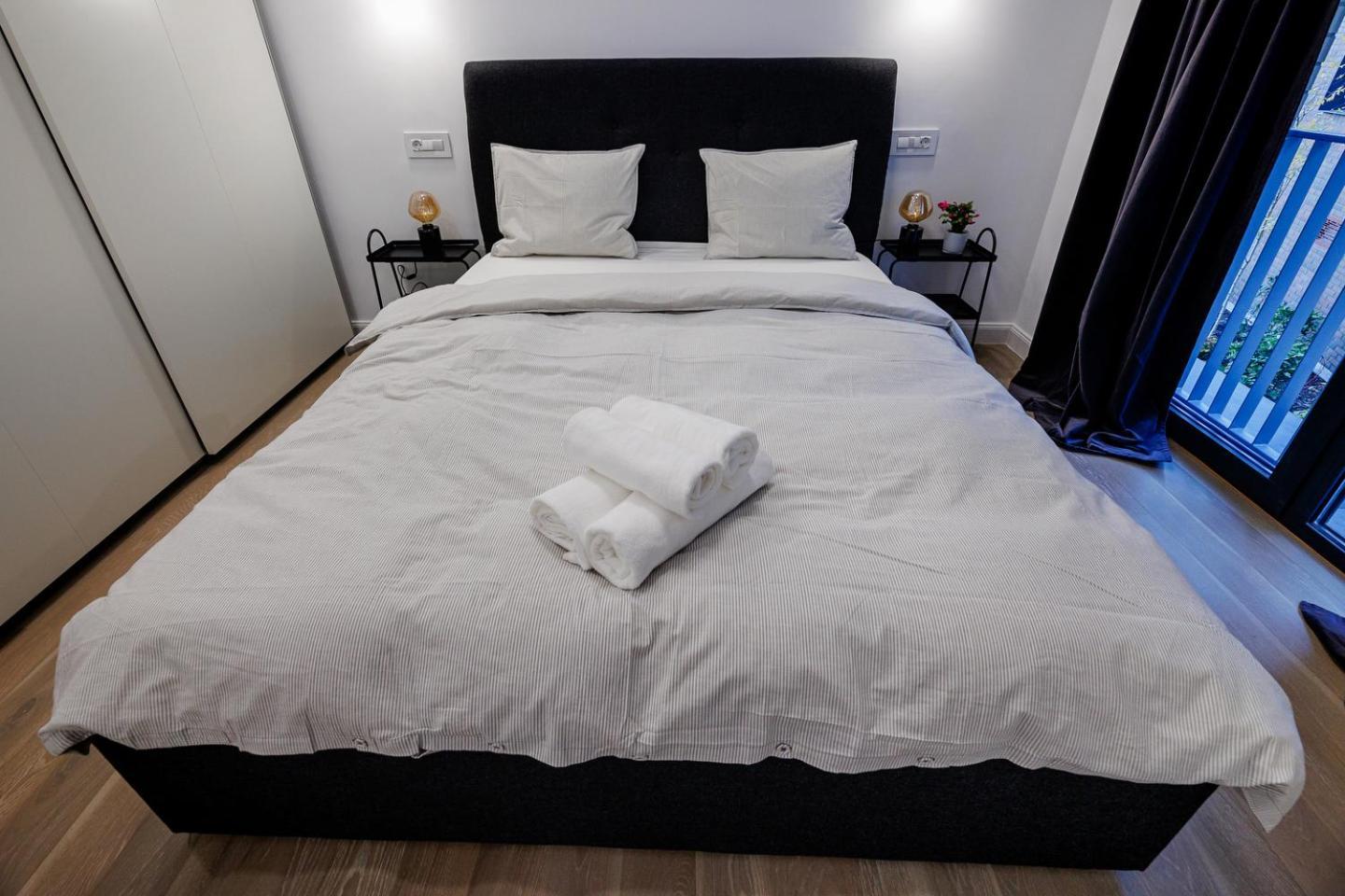 The Corner Luxe Apartment Bucarest Extérieur photo